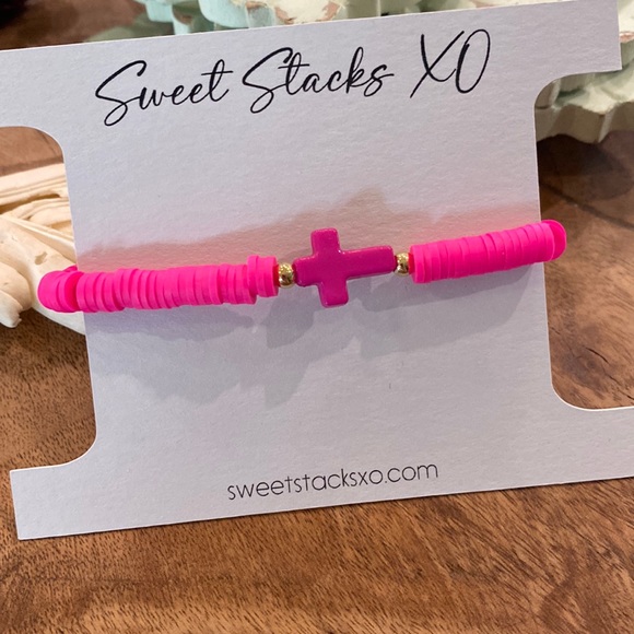 Hot Pink Clay Polymer Beaded Cross Bracelet - Picture 1 of 3